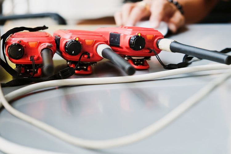 Emergency Radio Communication Equipment For Critical Operations