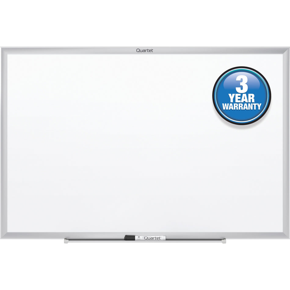 Quartet Classic Whiteboard - 24" (2 ft) Width x 18" (1.5 ft) Height - White Melamine Surface - Silver Aluminum Frame - Horizontal/Vertical - Durable, Smooth Surface, Flexible - 1 Each