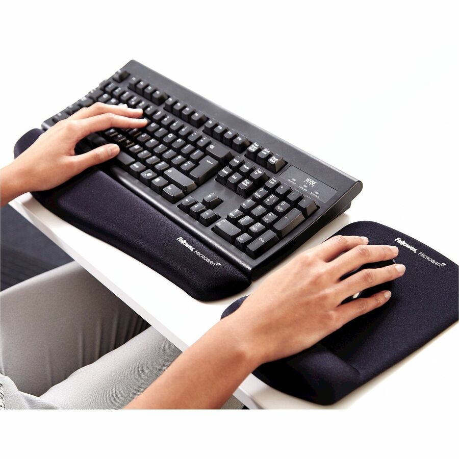 Fellowes PlushTouch Microban Mouse Pad Wrist Rest - 1" Height x 7.25" Width x 9.38" Depth - Black - Polyurethane, Foam - Wear Resistant, Tear Resistant, Skid Proof - 1 Each
