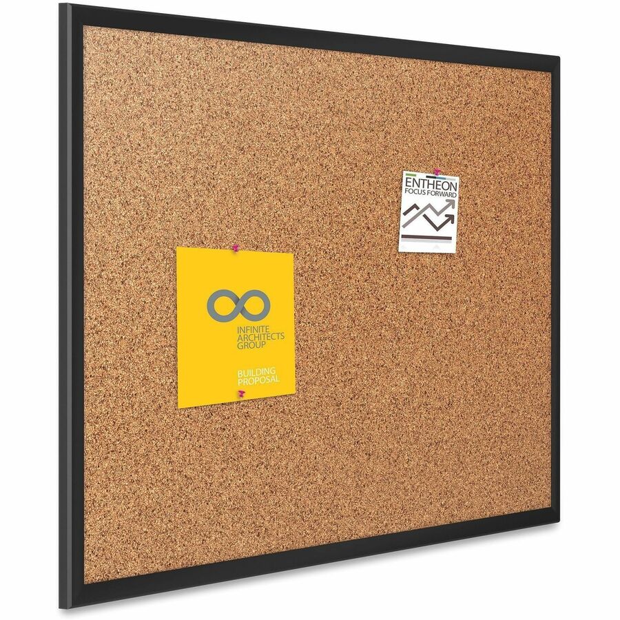 Quartet Classic Series Bulletin Board - Right