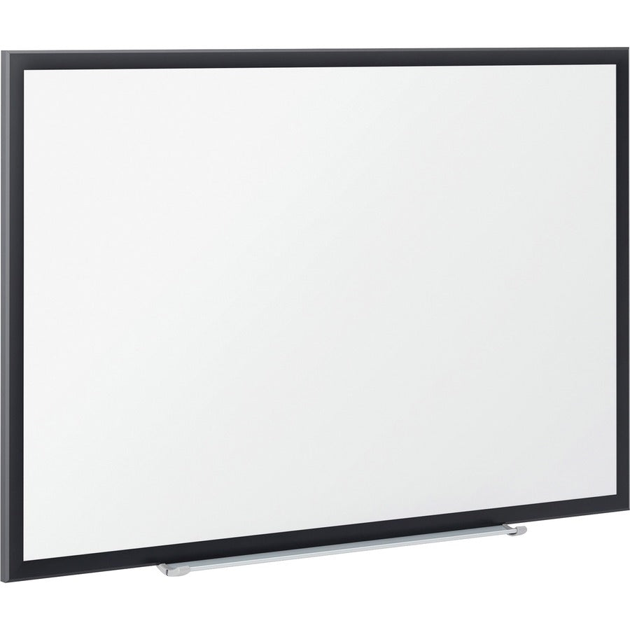 Quartet Classic Magnetic Whiteboard - Right