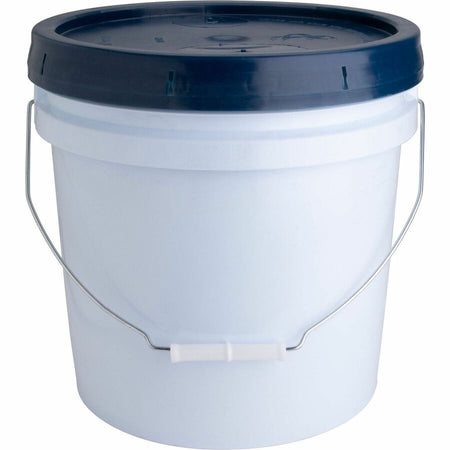 Genuine Joe Economical Powdered Laundry Detergent in Pail - Rear