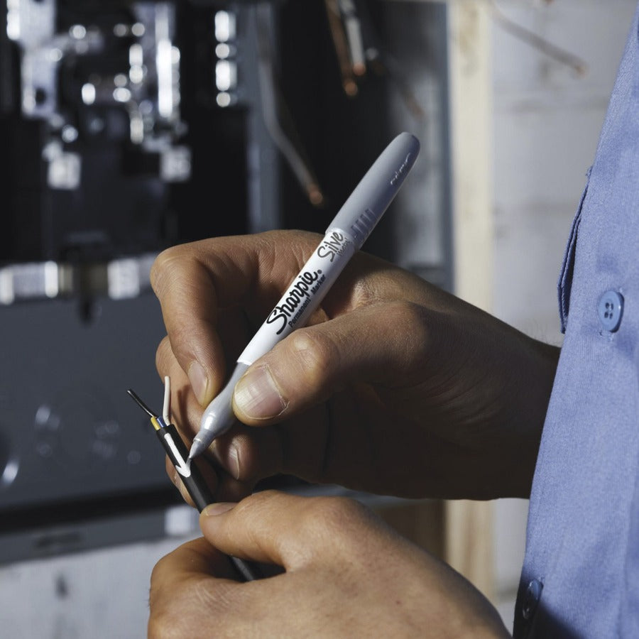 Sharpie Metallic Permanent Markers - 0.5 mm Fine Chisel Marker Point - Silver Ink - 1 Dozen