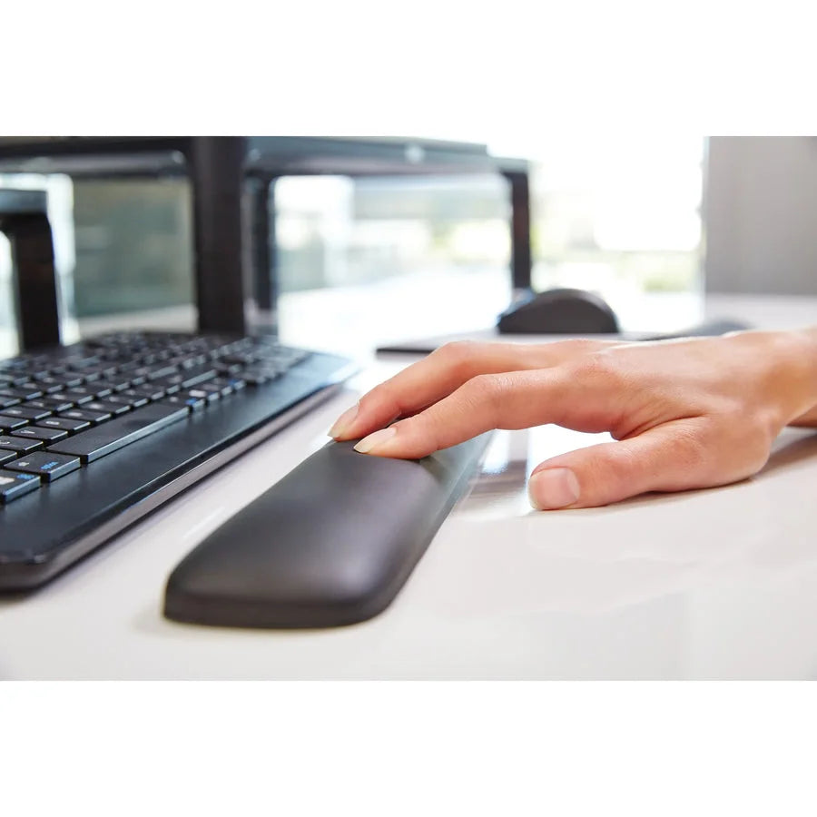 3M Gel Wrist Rest for Keyboard - Ergonomic Support Comfort - Mouse Pads & Rests