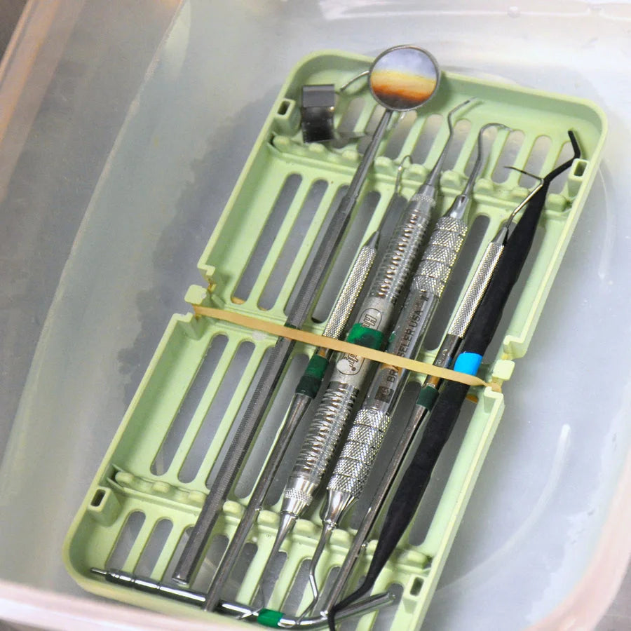 Alliance Rubber Advantage #33 Bands - 3.5’’ Length x 0.1’’ Width - Natural - 600/Box - Plastic/Rubber