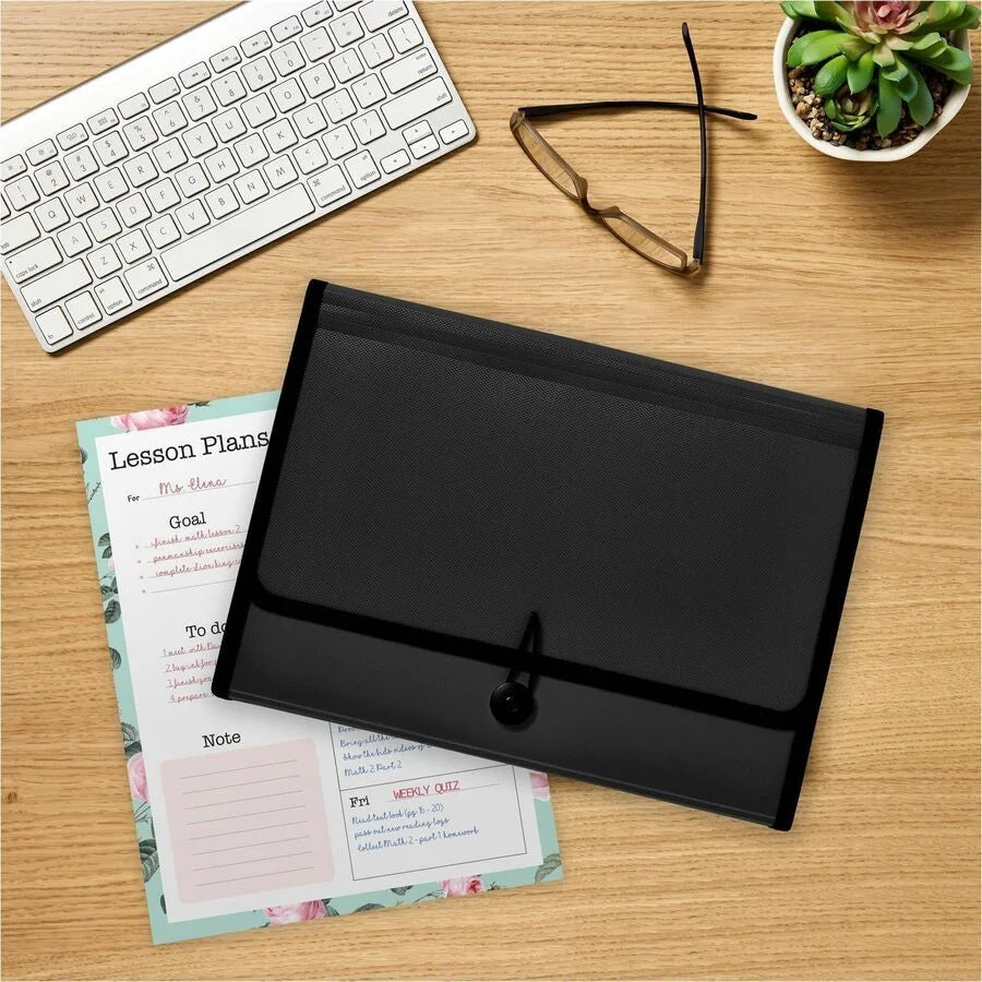 Avery® Expanding File: 7-Pocket A4 Organizer - Black - Files