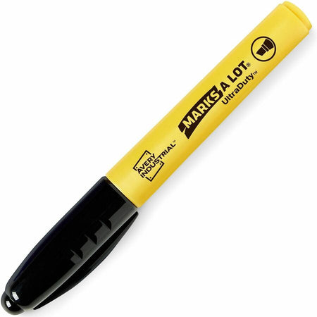 Avery&reg; Marks A Lot UltraDuty Markers, Chisel Tip, 2 Assorted Markers (29863) - Rear