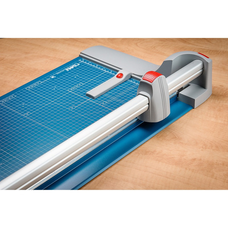 Dahle 444 Premium Rotary Trimmer - Right