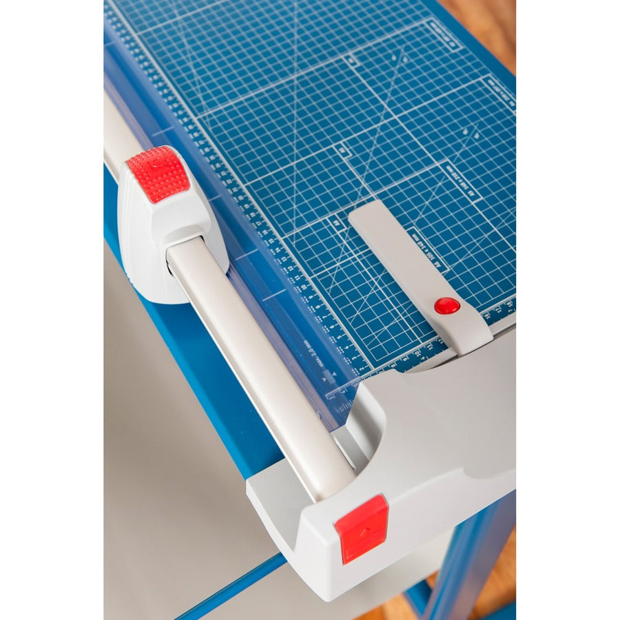 Dahle 472s Premium Rotary Trimmer w/stand - Top