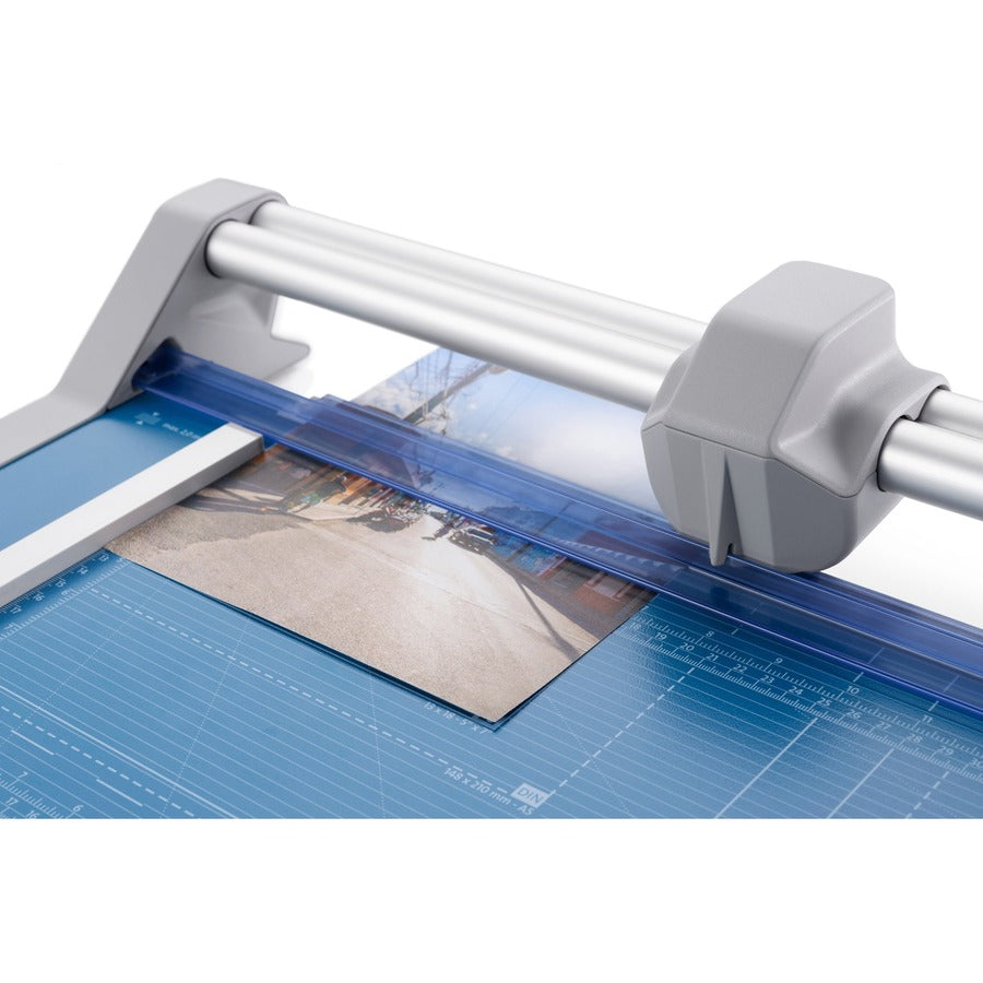 Dahle 550 Professional Rotary Trimmer - Rear