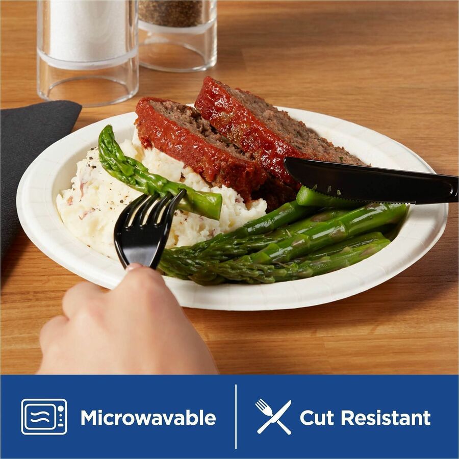 Dixie Basic® 8-1/2’’ Lightweight Paper Plates by GP Pro - Microwave Safe - 8.5’’ Diameter - White - Body - 125 / Pack