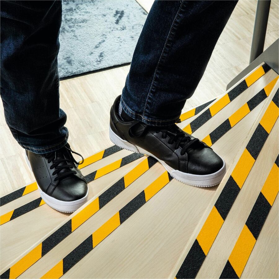 DURABLE Floor Marking Tape DURALINE GRIP 25mm color - Alternate-Image1
