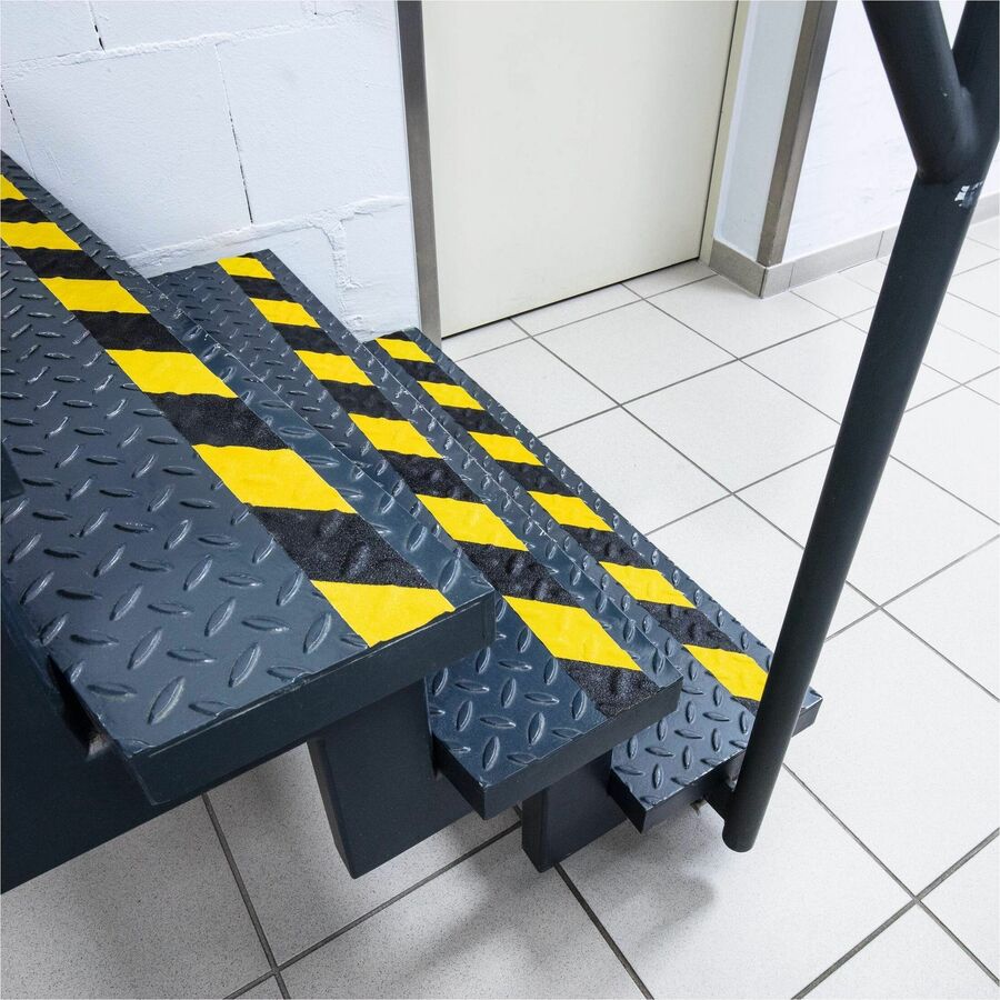 DURABLE Floor Marking Tape DURALINE GRIP+ 50mm color - Alternate-Image1