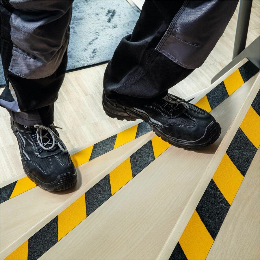 DURABLE Floor Marking Tape DURALINE&reg; GRIP 50mm color - Alternate-Image3