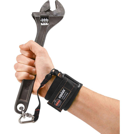 Ergodyne 3114 Pull-on Wrist Lanyard with Carabiner - 3lbs - Alternate-Image2