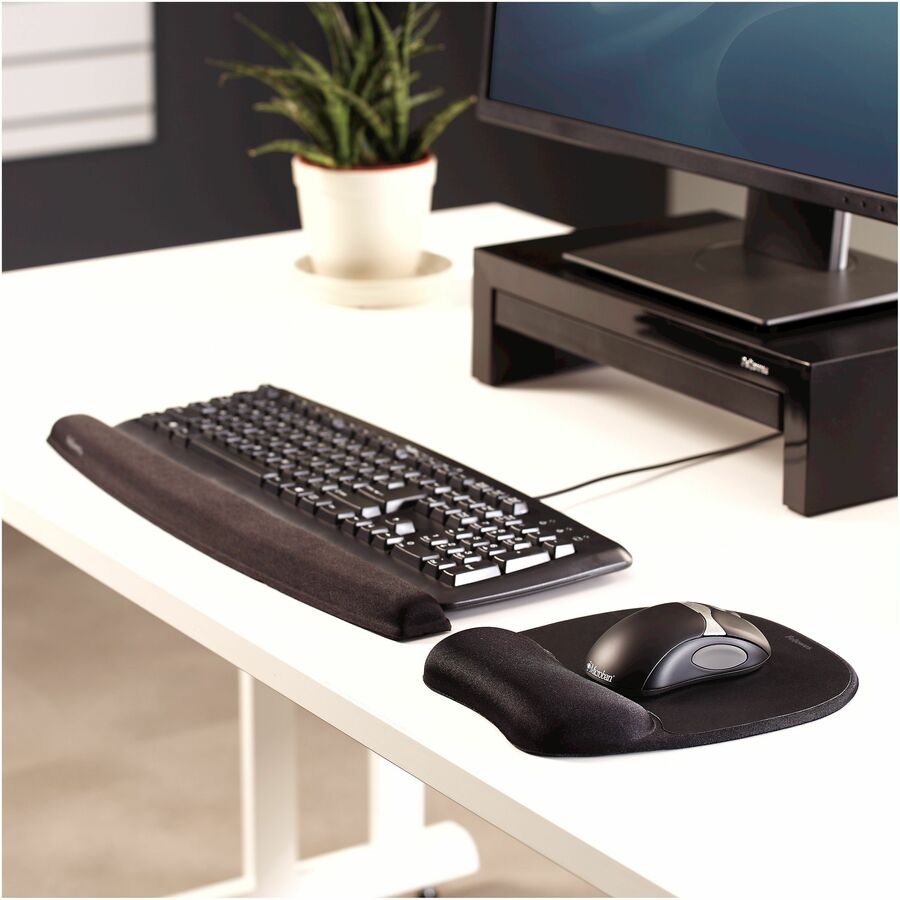 Fellowes Memory Foam Mouse Pad/Wrist Rest - Alternate-Image2