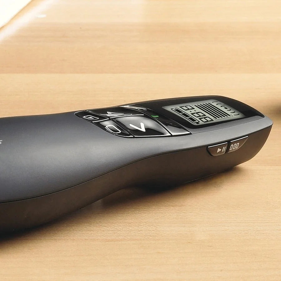 Logitech R800 Laser Presentation Remote - Visual Presenter LCD - 100 ft Range - Pointers