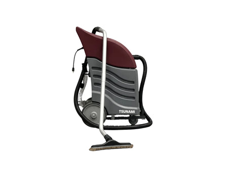 Minuteman Tsunami T16W 16‑Gallon Wet Vacuum with 24″ Front Mount Squeegee, Commercial Suction & Solution Recovery