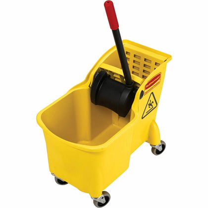 Rubbermaid Commercial Mop Bucket Combo - 31 Quart - 7.75 gal - Yellow - Buckets & Wringers