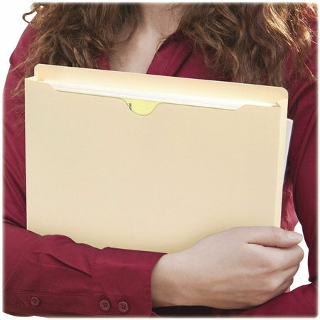Smead Letter Recycled File Jacket - 8 1/2’’ x 11’’ - 1’’ Expansion - 11 pt. - 1 Plys - Manila - Slip Resistant - 10%