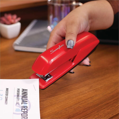 Swingline 545 Standard Desktop Stapler - Alternate-Image2