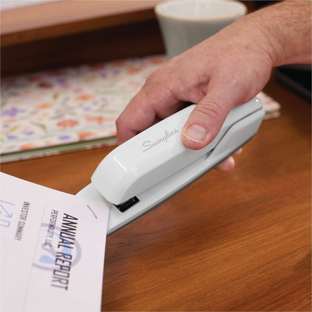 Swingline 747 Business Stapler - Alternate-Image2