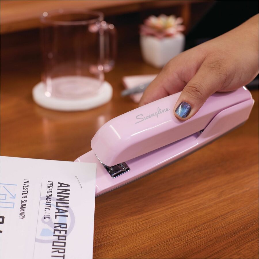 Swingline 747 Business Stapler - Alternate-Image2
