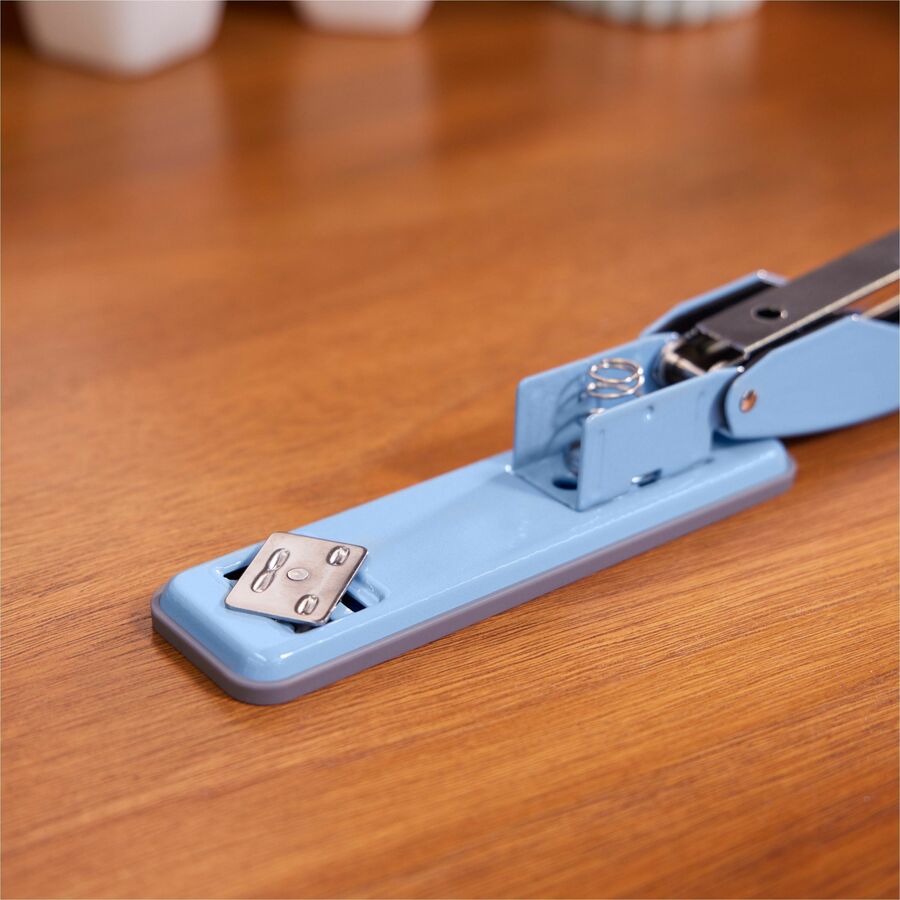 Swingline Cub Compact Stapler - Bottom