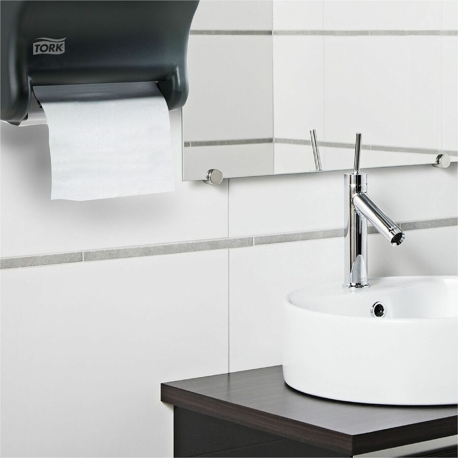 TORK Hand Towel Roll White H21 - 1 Ply - 7.80’’ Diameter - 15/16’’ Core - Fiber - 6 / Carton - Paper Towels