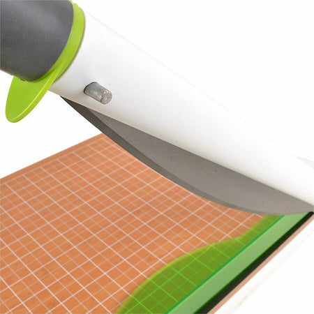 Westcott 18" CarboTitanium Bonded Guillotine Trimmer - Top